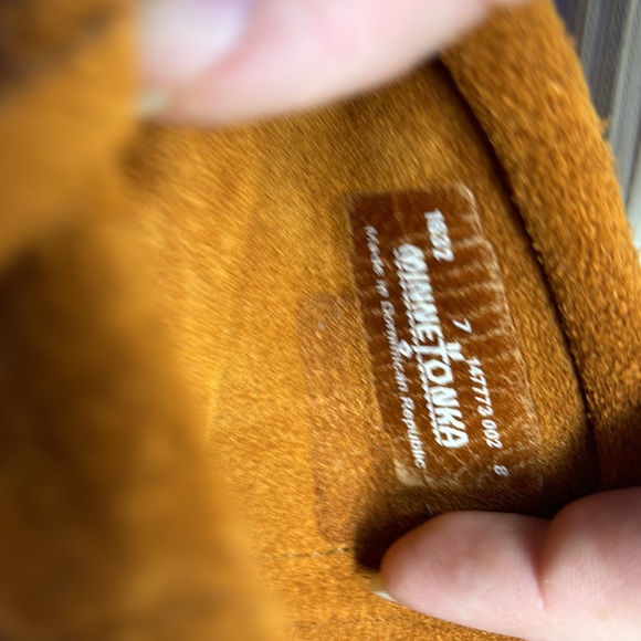 Minnetonka 3 layer fringe boot orange suede size 7 - Picture 6 of 7